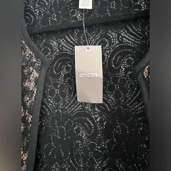 Chico’s JACKET
LEOPARD AND LACE
PATTERN/FASH LS
BLACK/GOLD - Picture 3 of 6
